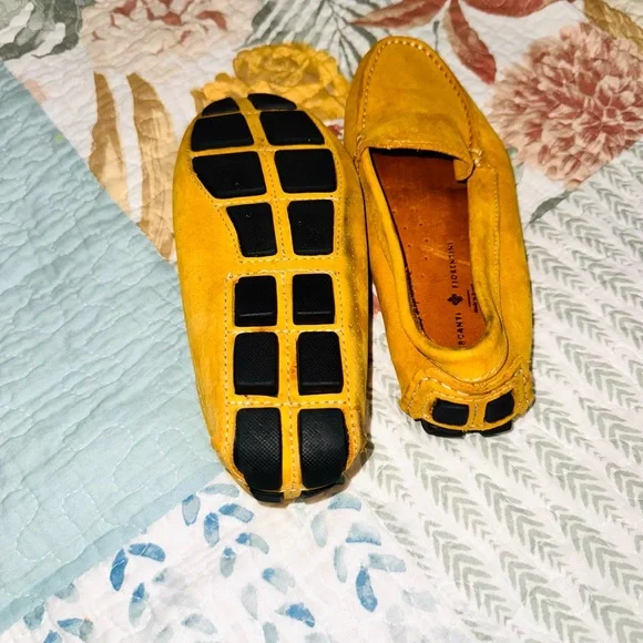 Yellow  Loafers - Picture 4 of 6